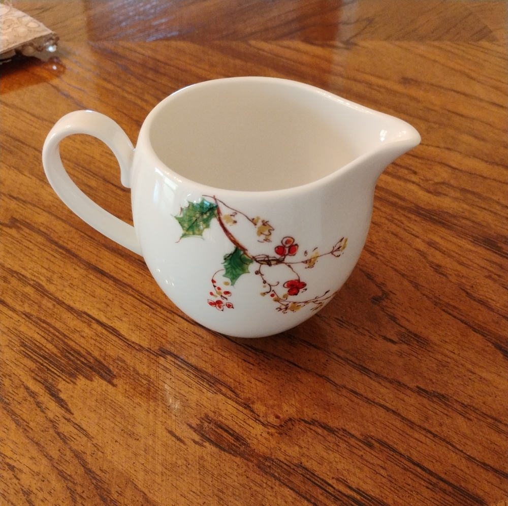 Lenox Winter Song Creamer